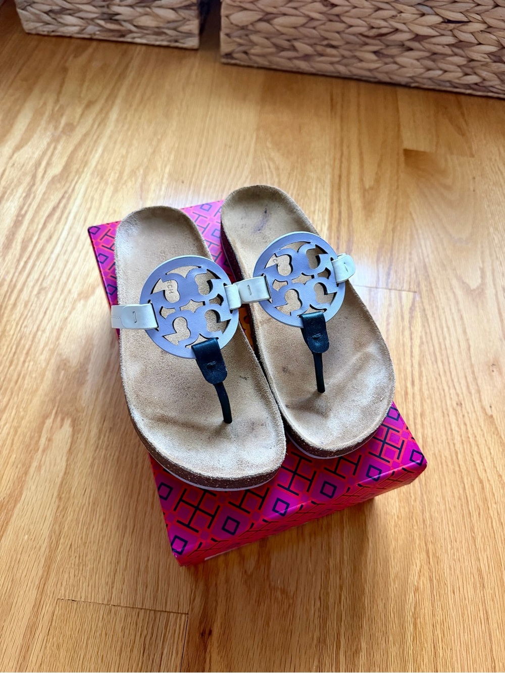 Tory Burch Miller Cloud, Spring Lavender / Perfect Black / Sandals! - Picture 2 of 12